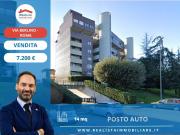 Posto auto in vendita a Roma
