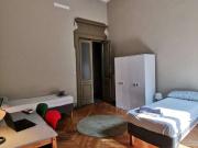 Posto letto in affitto in appartamento con 6 camere nel...
