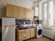Posto letto in affitto in appartamento con camere...