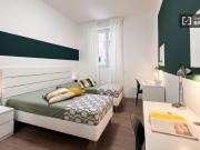 Posto letto in affitto in appartamento condiviso, Porta...