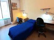 Posto letto in camera doppia solo studentesse Universit