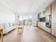 Potters Road, Fulham SW6, 2 bed flat to rent, £3,500 pcm...