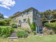 Pour les amoureux de la Provence et de la pierre Superbe...