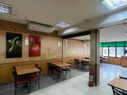 Prédio comercial com 01 loja e 02 salas em frete para...