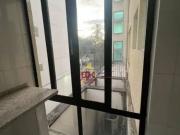 PrÃdio comercial com 4 andares, recepÃ§Ã£o e elevador,...