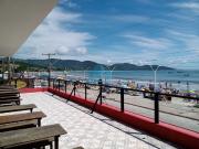 PrÃdio Comercial de Frente para a Praia Central de Garopaba!