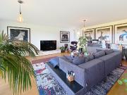 Prächtige 5 Zimmer Wohnung mit großer Loggia, freier Blick