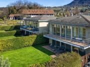 Prächtige angrenzende Villa in einem ruhigen und...