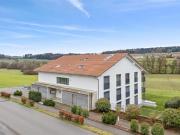 Prächtige luxuriöse Doppelhauswohnung in Lossy