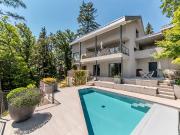 Prächtige, moderne 5,5 Zimmer Villa mit Swimmingpool