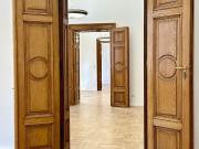 PRÄCHTIGES ALTBAUBÜRO / SOFORT EINZUGSBEREIT