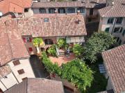 PRÄCHTIGES DREIFAMILIEN PATRIZIERHAUS