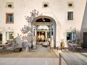 Außergewöhnliches Dorfhaus, bemerkenswerte Volumen,...