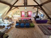 Prächtiges Gebäude aus dem 19. Jahrhundert mit...