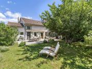 Prächtiges Haus mit Charakter im Herzen von Jussy