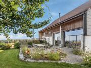 Prächtiges renoviertes Bauernhaus mit Stall und Weide