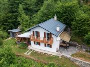 Prächtiges renoviertes Chalet auf einem Grundstück von...