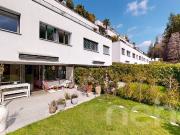 Prächtiges, zeitgenössisches Doppelhaus mit Terrasse,...