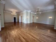 Prachtvolle Palaiswohnung auf 349 m² nahe Minoritenplatz...