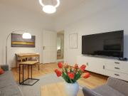 Practical & spacious 3 room flat in central location...