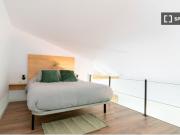 Práctico apartamento amueblado en Plaça Catalana Práctico apartamento amueblado en Plaça Catalana