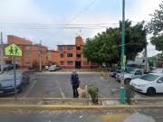 Practico Departamento Ubicado En Av. Canal Nacional,...