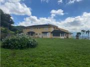 Prados del Este terreno con casa en venta