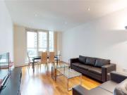 Praed Street, Paddington W2, 2 bed flat to rent, £3,748...