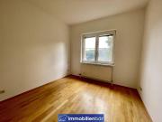 Praktische 2 Zimmer Wohnung mit neuem Balkon...