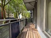 PRAKTISCHE HOCHPARTERRE WOHNUNG MIT GROSSEM BALKON IM...