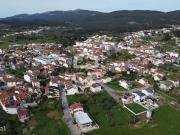 Prdio com 8 apartamentos com garagem e estacionamento...