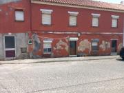 Prdio na Lourinh