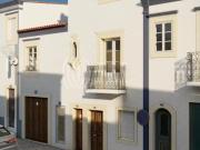 Prdio, no centro histrico de Estremoz, Alentejo