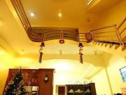 Pre owned furnished well maintained house near Mindanao Ave