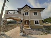Pre selling 4bedroom house in Subic Zambales CORNER LOT