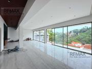 Pre venta de Casa Nueva con Vistas Arboladas en Zona...