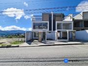 Pre venta de casas a estrenar en Epoca cerca del colegio...