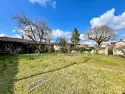 PRECHAC: PROPRIETE PIERRE 3 HABITATIONS 8 CHAMBRES...