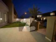 Precinct 51 500 square yard villa without key availaible...