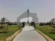 Precinct 6 Luxury Villa With Solar System For Rent...
