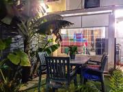 Preciosa adosada estilo mediterráneo, situada a un...