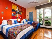 PRECIOSA/ AMPLIA HABITACIÓN AMUEBLADA/ 2 CAMAS...