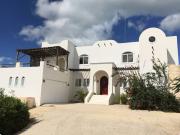 ¡Preciosa, Amplia, Totalmente equipada. Casa en en...