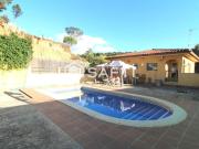 Preciosa casa 4 habitaciones con piscina y vistas...