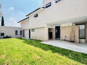 Preciosa casa a estrenar en La Herradura