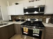 PRECIOSA CASA A SÓLO 5 MIN. DEL ESTADIO SALVADOR VERA