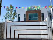 PRECIOSA CASA A UNAS CALLES DE WALMART DE SAN MANUEL