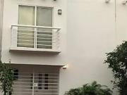 PRECIOSA CASA CERCA AL MAR EN CANCÚN