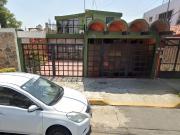 PRECIOSA CASA CON ALTA PLUSVALIA!