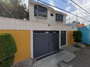 Preciosa casa con posesion, excelente precio. Jazmín 52...